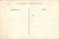 CPA La Grande Guerre Vienne Le Chateau Ruines Pres De l'Hotel De Ville Militaria