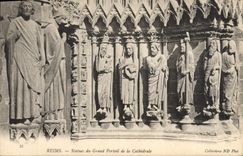VINTAGE POSTCARD Rheims Statues Of the Large Gate Of the Cathedral