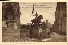 CPA Reims La Cathedrale Incendiee Et Bombardee Par Les Allemands