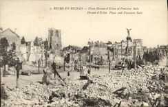 CPA Reims En Ruines Place Drouet D'Erlon et fontaine Sube Militaria