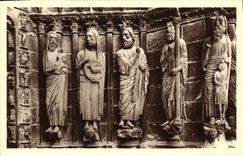 VINTAGE POSTCARD Cathedral Of Rheims Southern Splaying Of the Porch Of the Large Gate