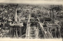 VINTAGE POSTCARD Ruins Of the Great War Rheims Militaria Seen towards the theater