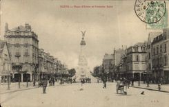 CPA Reims Place D'Erlon Et Fontaine Sube