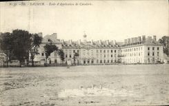 VINTAGE POSTCARD Saumur School of Application of Militaria Cavalry
