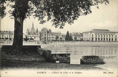 CPA Saumur L'Hotel de Ville et le Theatre