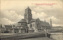CPA Environs de Saumur Abbaye de Fontevrault Vue de L'Eglise