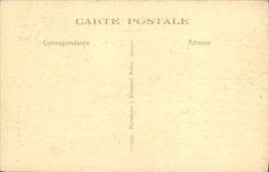 VINTAGE POSTCARD Rheims the Cathedral Large Gate central Porch Groups Visitation