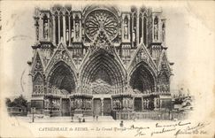 VINTAGE POSTCARD Rheims Cathedral the Large Gate