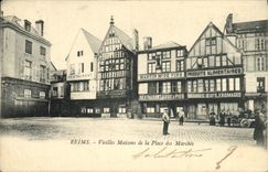 CPA Reims Vieilles Maisons de la Place des Marches