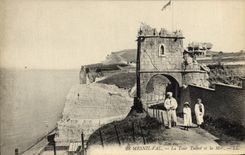 VINTAGE POSTCARD Mesnil Valley the Talbot Tower and Sea