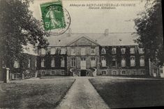CPA Abbaye de Saint Sauveur Le Vicomte Maison Abbatiale