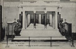 VINTAGE POSTCARD Nantes Tomb of General Lamoriciere in the cathedral