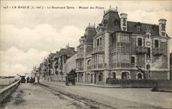 VINTAGE POSTCARD La Baule the Boulevard Darlu Manor Of the Flowers