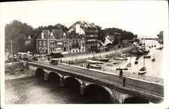 VINTAGE POSTCARD La Baule the Bridge and the quay of the Commander Rageot of the Key