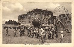 VINTAGE POSTCARD La Baule the Hotel Hermitage Children