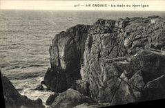 VINTAGE POSTCARD Croisic the Bay Of the Goblin
