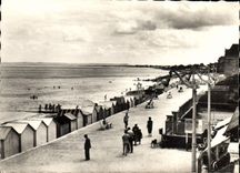 MODERN CARD Lion sur Mer the Dam And the Beach