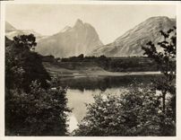 MODERN CARD Romsdalen Word Romsdalshorn