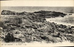 VINTAGE POSTCARD Croisic the Point