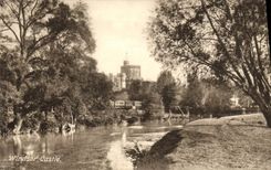 VINTAGE POSTCARD Windsor Castle