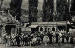 CPA Schaefer's Marchenstadt Liliput Berlin Nains Chevaux Poneyx JOckey 