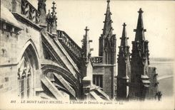 CPA Le Mont Saint Michel L'Escalier De Dentelle En Granit