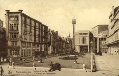 VINTAGE POSTCARD Blankenberghe Casino and street of the casino