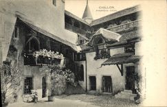 VINTAGE POSTCARD Chillon First Court