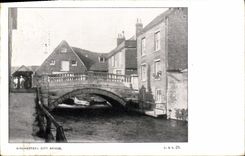 VINTAGE POSTCARD Winchester City Bridge