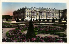 Ataque frontal de Verseilles de la POSTAL de la VENDIMIA en los pisos del parque