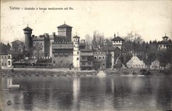 VINTAGE POSTCARD Torino Castello E borgo Medieval sul Po