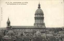 CPA Boulogne Sur Mer La Cathedrale A Vol D'Oiseau