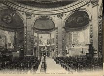 CPA Boulogne Sur Mer Interieur Du Dome De La Cathedrale