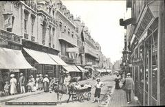 CPA Berck Plage La Rue Carnot Voiture Anes Mule