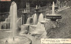 CPA Saint Cloud Le Parc Grandes Eaux La grande cascade