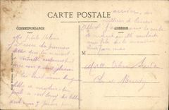 CPA Versailles Musee des Voitures Voiture qui a conduit Josephine a la Malmaison apres le divorce