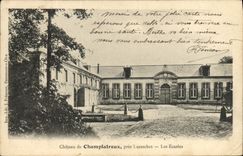 VINTAGE POSTCARD Champlatreux Close Luzarches Stables