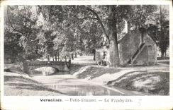 CPA Versailles Petit Trianon Le Presbytere