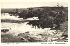 VINTAGE POSTCARD Beautiful Island at sea Point of the Foalta of the Rock the dog