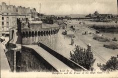CPA Saint Malo Les Remparts Et Tour De La Grande Porte