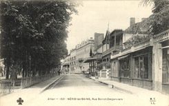 CPA Neris Les Bins Rue Boirot Desjerviers