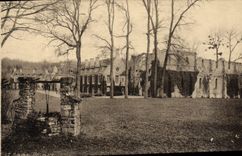 CPA Abbaye Des Vaux De Vernay Le Puits Et Les Ruines De l'Eglise