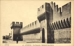 POSTAL Avignon de la VENDIMIA el Saint Michel del bulevar de las paredes