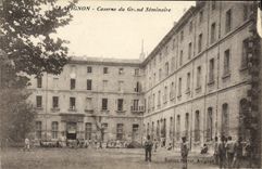Cuarteles de Avignon de la POSTAL de la VENDIMIA del gran seminario de Militaria