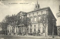 Ayuntamiento de Avignon de la POSTAL de la VENDIMIA