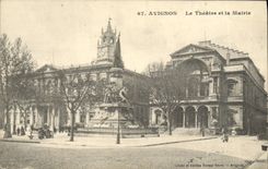 POSTAL Avignon de la VENDIMIA el teatro y prefecto