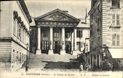 CPA Poitiers Le Palais de Justice
