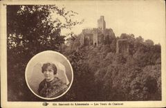 CPA Souvenir du Limousin Les Tours de Chalucet Coiffe Folklore 