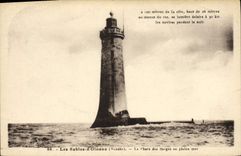 POSTAL de la VENDIMIA Sables d'Olonne la linterna de las lanchas a remolque en el mar abierto