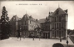 VINTAGE POSTCARD Montauban Prefecture